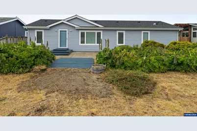 109 NW Sunset Wy, Waldport, OR 97394 - Photo 2