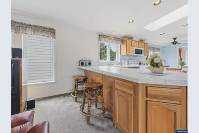 109 NW Sunset Wy, Waldport, OR 97394 - Photo 10