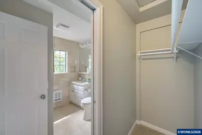10165 SW Walker Rd, Beaverton, OR 97005 - Photo 20