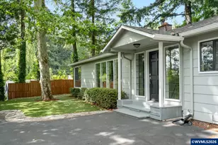 10165 SW Walker Rd, Beaverton, OR 97005 - Photo 2