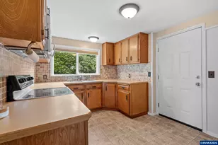 4925 NE 49th St, Neotsu, OR 97364 - Photo 6