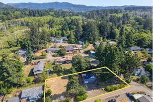 4925 NE 49th St, Neotsu, OR 97364 - Photo 32
