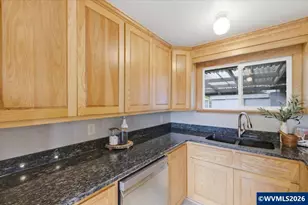 3630 Circle Dr SE, Albany, OR 97322 - Photo 14