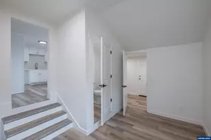 2194 Vaughn Ave NE, Salem, OR 97301 - Photo 8