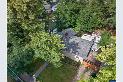 196 23rd St SE, Salem, OR 97301 - Photo 32