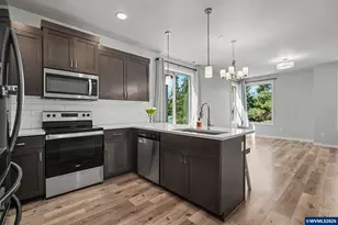 3971 Village Center Dr SE, Salem, OR 97302 - Photo 10