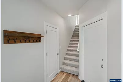 3971 Village Center Dr SE, Salem, OR 97302 - Photo 4