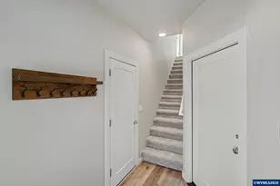 3971 Village Center Dr SE, Salem, OR 97302 - Photo 4