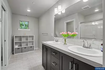 3971 Village Center Dr SE, Salem, OR 97302 - Photo 32