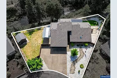 461 SE Walnut Av, Dallas, OR 97338 - Photo 2