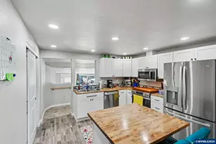 205 Kenwood Ave NE, Salem, OR 97301 - Photo 10