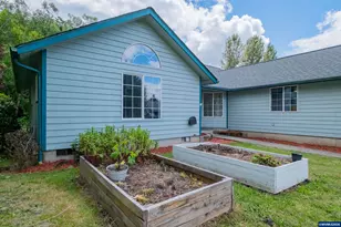 2295 Ironwood St, Sweet Home, OR 97386 - Photo 46
