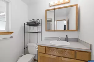 2295 Ironwood St, Sweet Home, OR 97386 - Photo 20