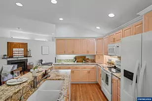 6683 Brookhollow Ct NE, Keizer, OR 97303 - Photo 12