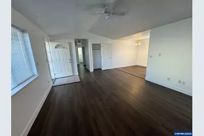 954 Jessica Ct SE, Albany, OR 97322 - Photo 2
