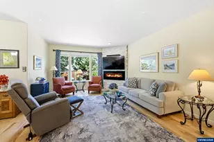 628 NW Hillcrest Dr, Dallas, OR 97338 - Photo 10