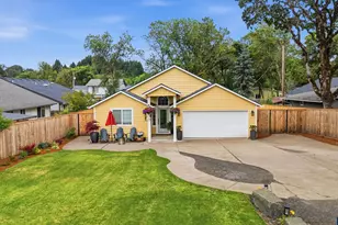 1267 NW Grant St, Philomath, OR 97370 - Photo 4