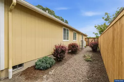 1267 NW Grant St, Philomath, OR 97370 - Photo 40