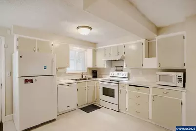 1313 Shady Ln NE, Keizer, OR 97303 - Photo 12