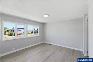 5422 Portland Rd NE, Salem, OR 97305 - Photo 26