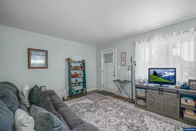 7347 SE 86th Av, Portland, OR 97266 - Photo 8