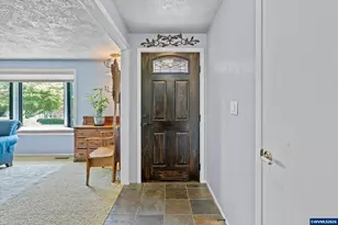 2213 Perkins St NE, Salem, OR 97303 - Photo 6