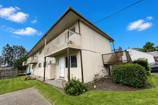 271 E Clay St, Monmouth, OR 97361 - Photo 2
