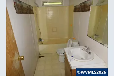 406 Chicago St NE, Albany, OR 97321 - Photo 12