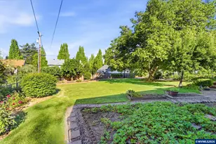1115 SW Stopp Pl, Corvallis, OR 97333 - Photo 4