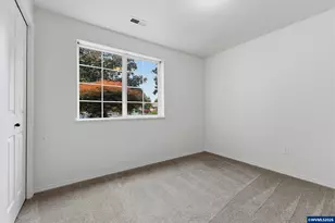 1302 SW Darci Dr, McMinnville, OR 97128 - Photo 12