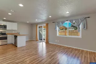 4615 Buffalo Ct SE, Salem, OR 97317 - Photo 10