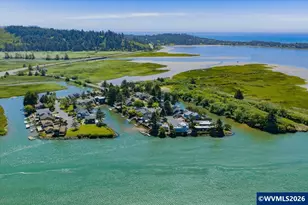 9180 Keys Pl, Gleneden Beach, OR 97388 - Photo 36
