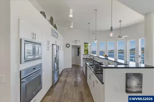 9180 Keys Pl, Gleneden Beach, OR 97388 - Photo 14