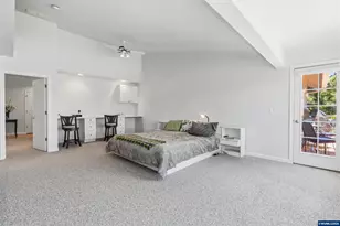 151 Rockridge Lp, Eugene, OR 97405 - Photo 14