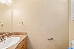 1703 Webb Lake Dr, Silverton, OR 97381 - Photo 30