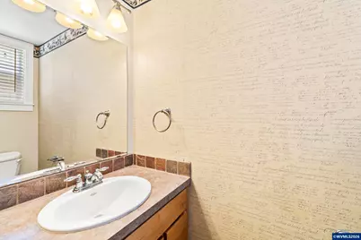 1703 Webb Lake Dr, Silverton, OR 97381 - Photo 32