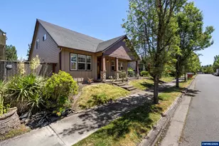 1703 Webb Lake Dr, Silverton, OR 97381 - Photo 4