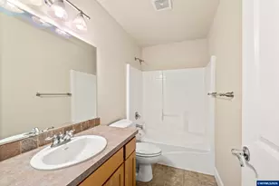 1703 Webb Lake Dr, Silverton, OR 97381 - Photo 38