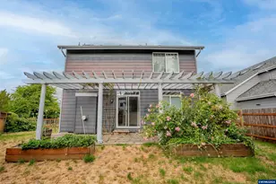4726 Elk Run Dr SW, Albany, OR 97321 - Photo 2