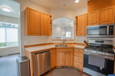4726 Elk Run Dr SW, Albany, OR 97321 - Photo 8