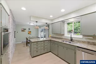 671 Cascade Dr NW, Salem, OR 97304 - Photo 24