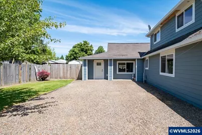 1375 Elm St SW, Albany, OR 97321 - Photo 4