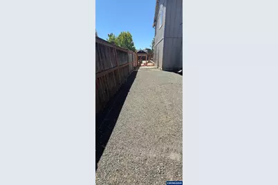 3793 Avalon Av NE, Albany, OR 97322 - Photo 34