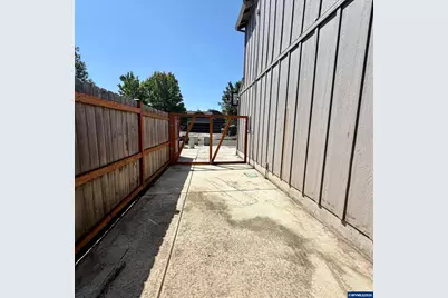 3793 Avalon Av NE, Albany, OR 97322 - Photo 2