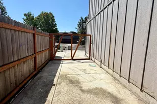 3793 Avalon Av NE, Albany, OR 97322 - Photo 2