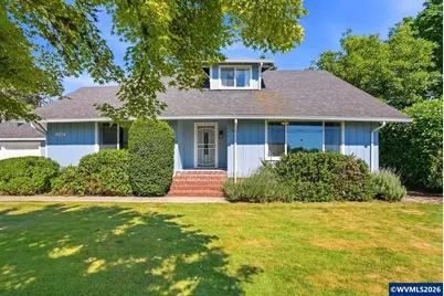 1582 SE Davis St, McMinnville, OR 97128 - Photo 2