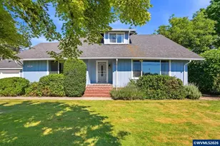 1582 SE Davis St, McMinnville, OR 97128 - Photo 2