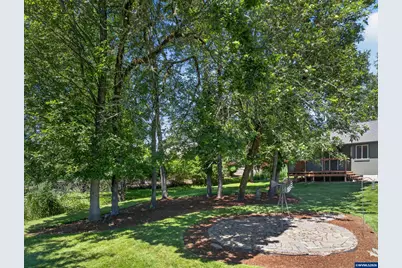 2648 Robinhood Ln NW, Albany, OR 97321 - Photo 30