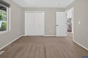 2648 Robinhood Ln NW, Albany, OR 97321 - Photo 22