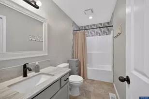 2648 Robinhood Ln NW, Albany, OR 97321 - Photo 20